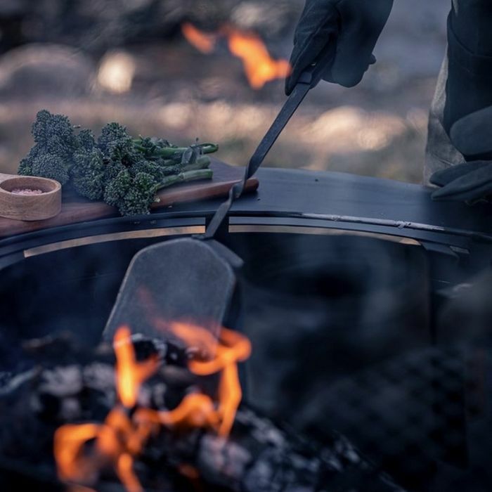 Barebones Cowboy Grill Pelle à Charbon